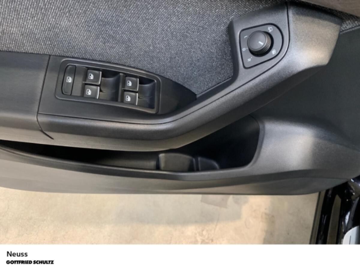 Seat Ateca XPERIENCE TSI DSG AHK NAVI SITZHEIZUNG EINPARKHILFE LED