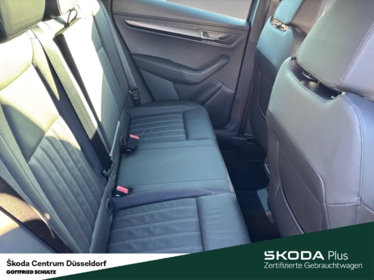 Skoda Karoq Sportline 4x4 TSI DSG AHK Infotainment-Paket Amundsen Frontscheibe heizbar