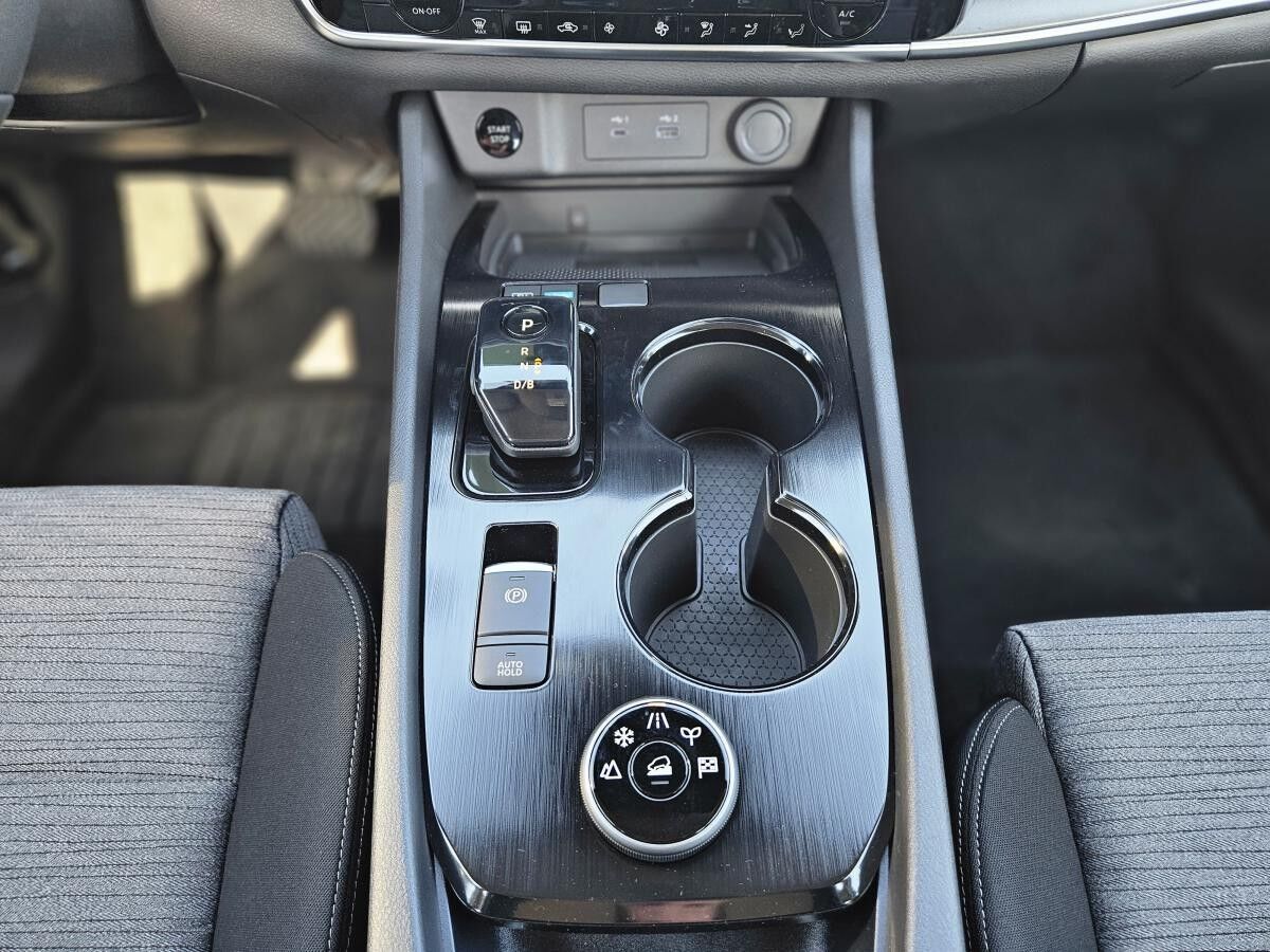 Nissan X-Trail Acenta 1.5 VC-T e-POWER 4x4  inkl. Navi, Park Distance Control & LED