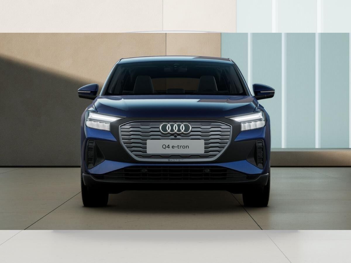 Audi Q4 e-tron Sportback 45 e-tron Kamera AHK