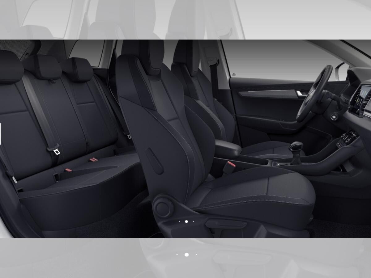 Skoda Karoq 1.5 TSI Tour *PRIVAT*SOFORT* l DSG l NAVI l AHK l SHZ l ACC l KESSY lMATRIX l