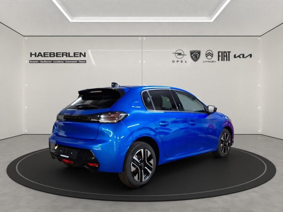 Peugeot 208 1.2 PureTech 100 Allure LED+SHZ+360+Kam.+PDC