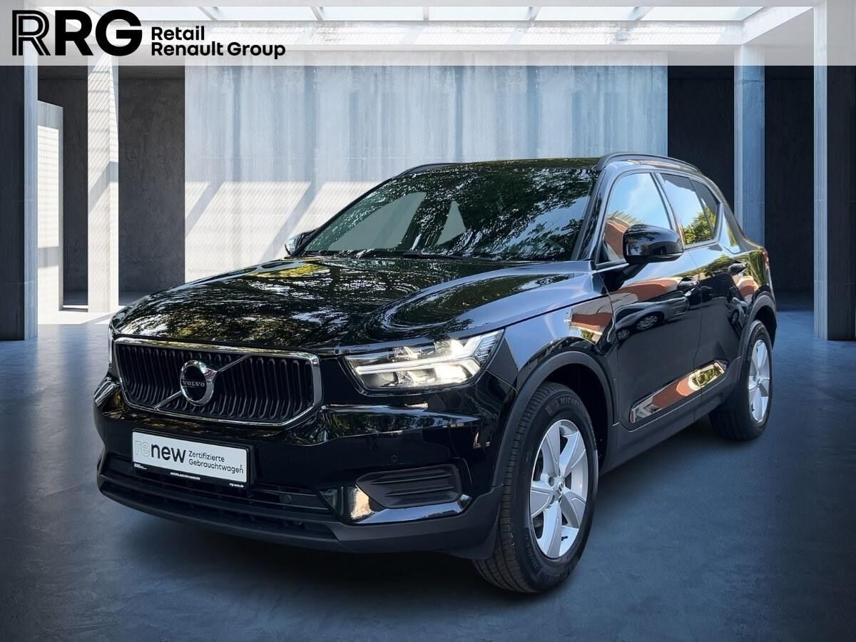 Volvo XC40 D3 2WD Momentum Core Apple CarPlay