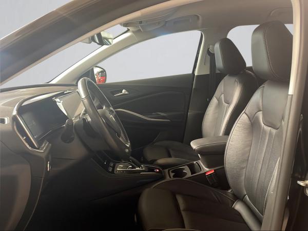 Opel Grandland Ultimate Allrad Plug-In 300PS inkl. Allwetter