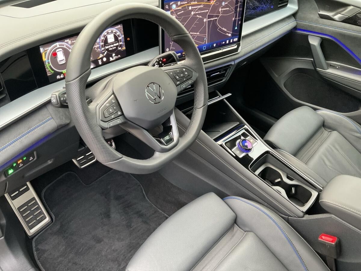 Volkswagen Tayron 1.5 Hybrid DSG R-Line Volkswagen Tayron 1.5 Hybrid DSG R-Line