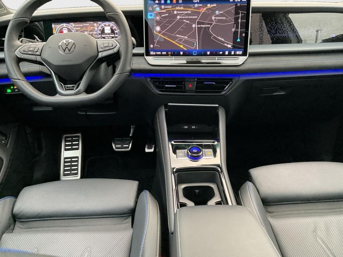 Volkswagen Tayron 1.5 Hybrid DSG R-Line Volkswagen Tayron 1.5 Hybrid DSG R-Line