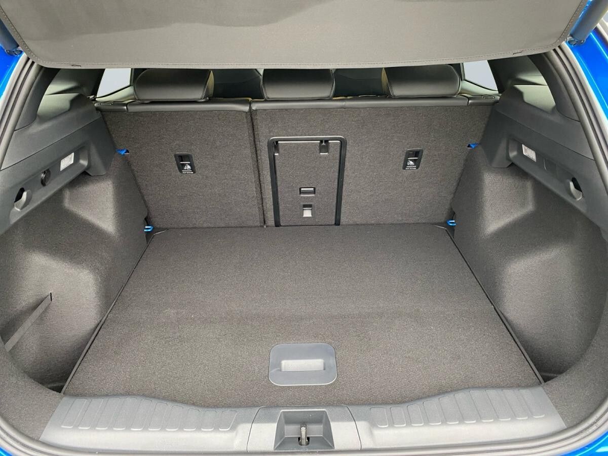 Ford Explorer Premium 77kWh Extended Range RWD