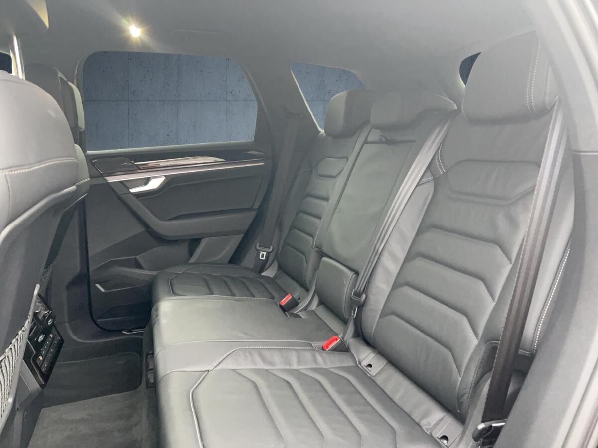 Volkswagen Touareg R-Line HUD AHK ACC IQ