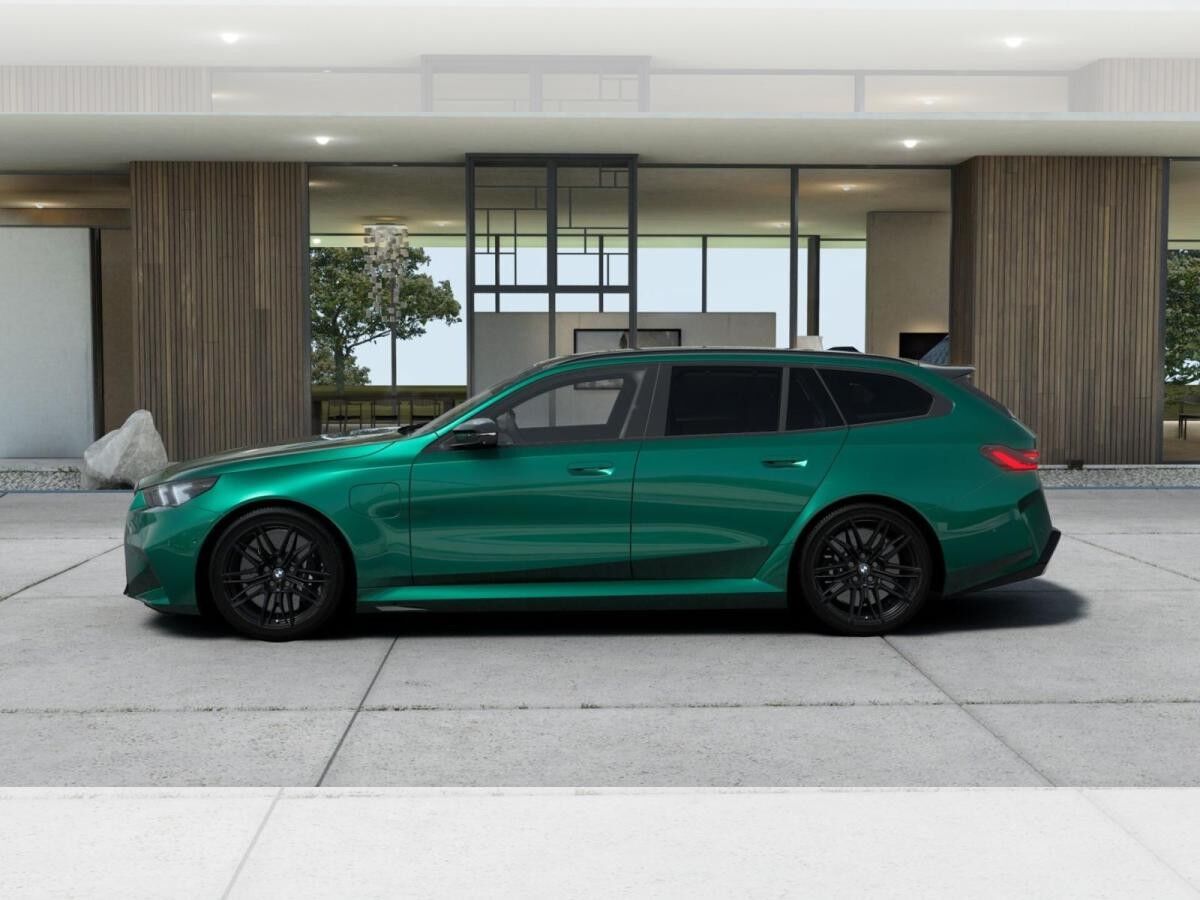 BMW M5 Touring SOFORT VERFÜGBAR INKL. SERVICE PAKET