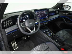 Volkswagen Tiguan 2.0 TDI DSG R-LINE BLACK-STYLE*PANO*AHK*STHZG*20ZOLL