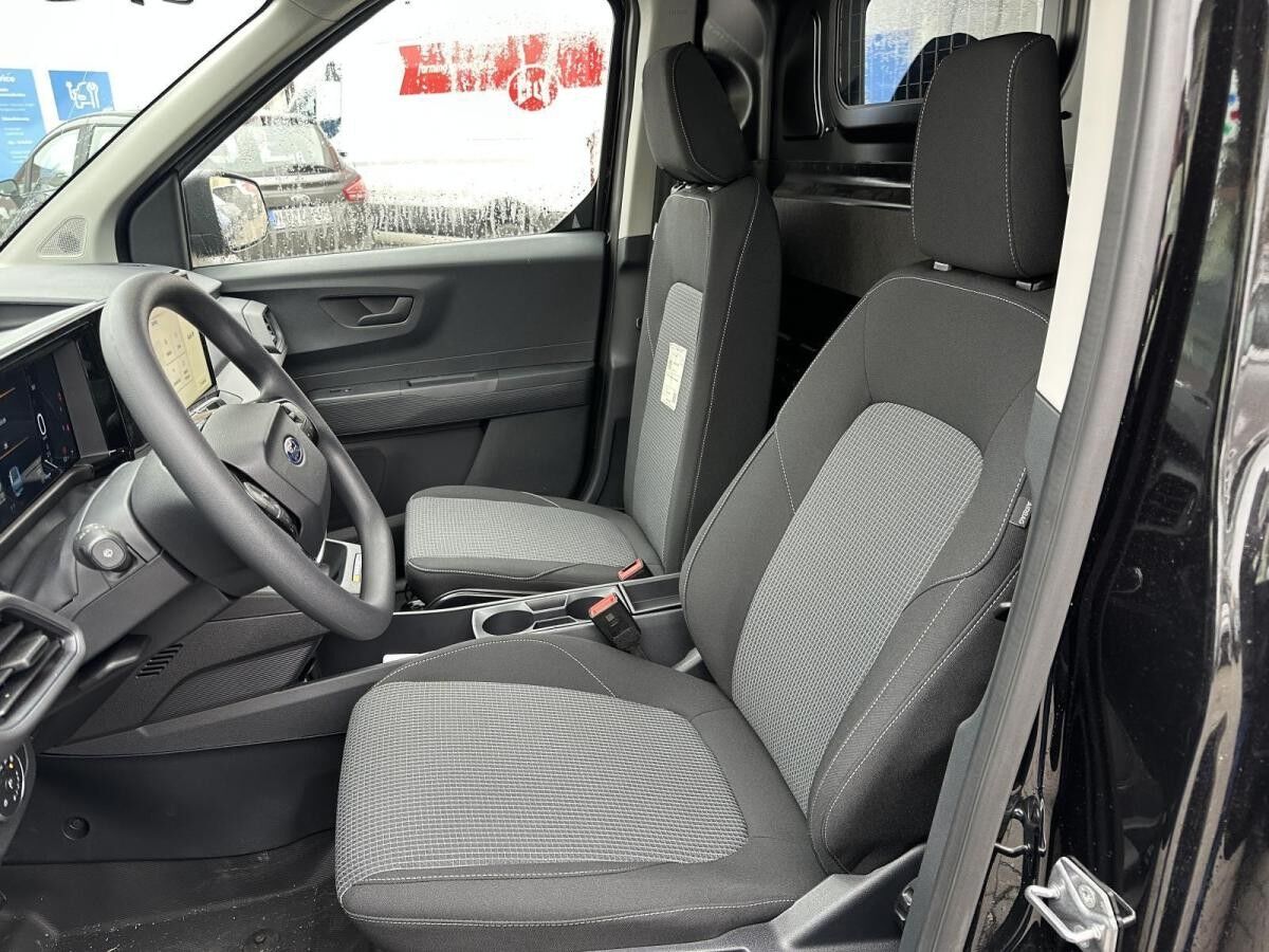 Ford Transit Courier Trend BEV FENSTER KAMERA CARPLAY