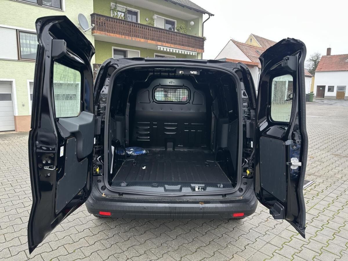 Ford Transit Courier Trend BEV FENSTER KAMERA CARPLAY