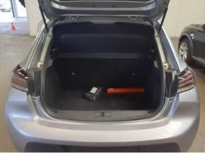 Peugeot 208 1.2 Active/DAB/TEMPOMAT/PDC/+