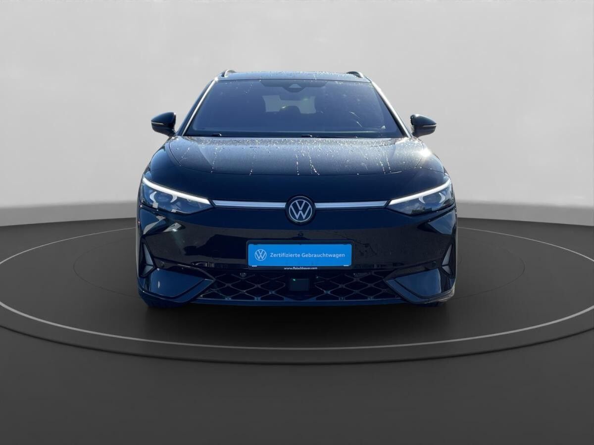 Volkswagen ID.7 Tourer GTX 4Motion HUD AD AHK-el. klappb. Navi 360 Kamera LED ACC El. Heckklappe Volkswagen ID.7 Tourer GTX 4Motion HUD AD AHK-el. klappb. Navi 360 Kamera LED ACC El. Heckklappe