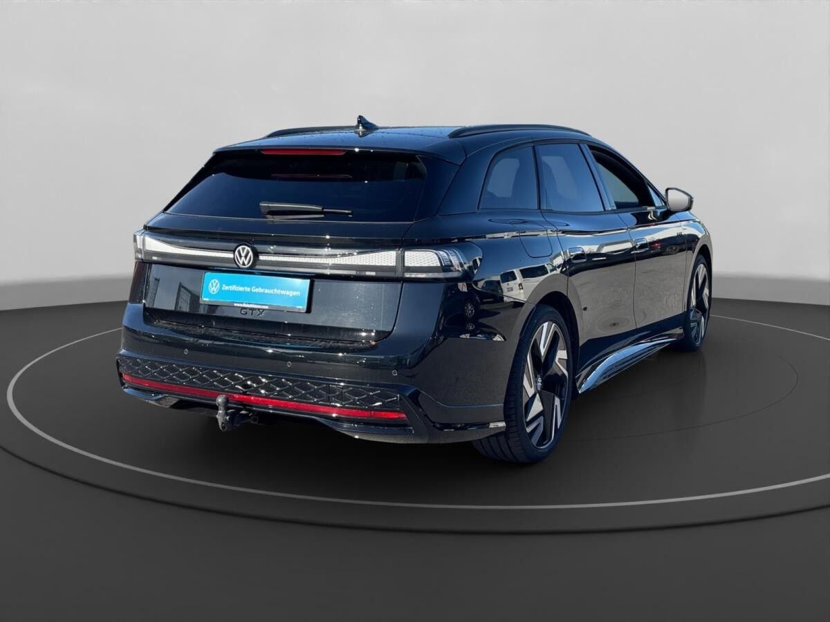 Volkswagen ID.7 Tourer GTX 4Motion HUD AD AHK-el. klappb. Navi 360 Kamera LED ACC El. Heckklappe Volkswagen ID.7 Tourer GTX 4Motion HUD AD AHK-el. klappb. Navi 360 Kamera LED ACC El. Heckklappe