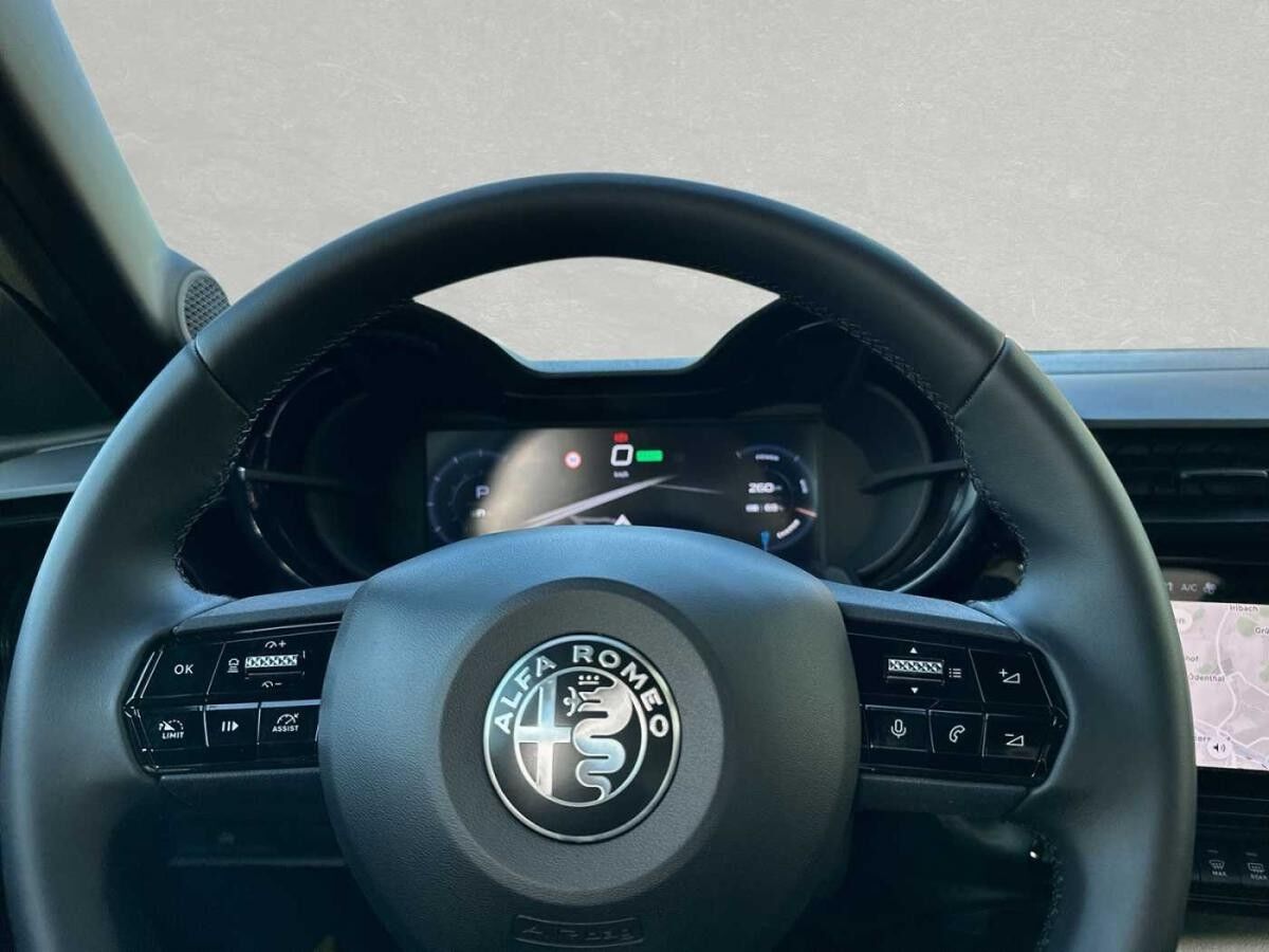 Alfa Romeo Junior Speciale Elettrica 54 kWh *SOFORT Verfügbar - Alfa Romeo Regensburg*