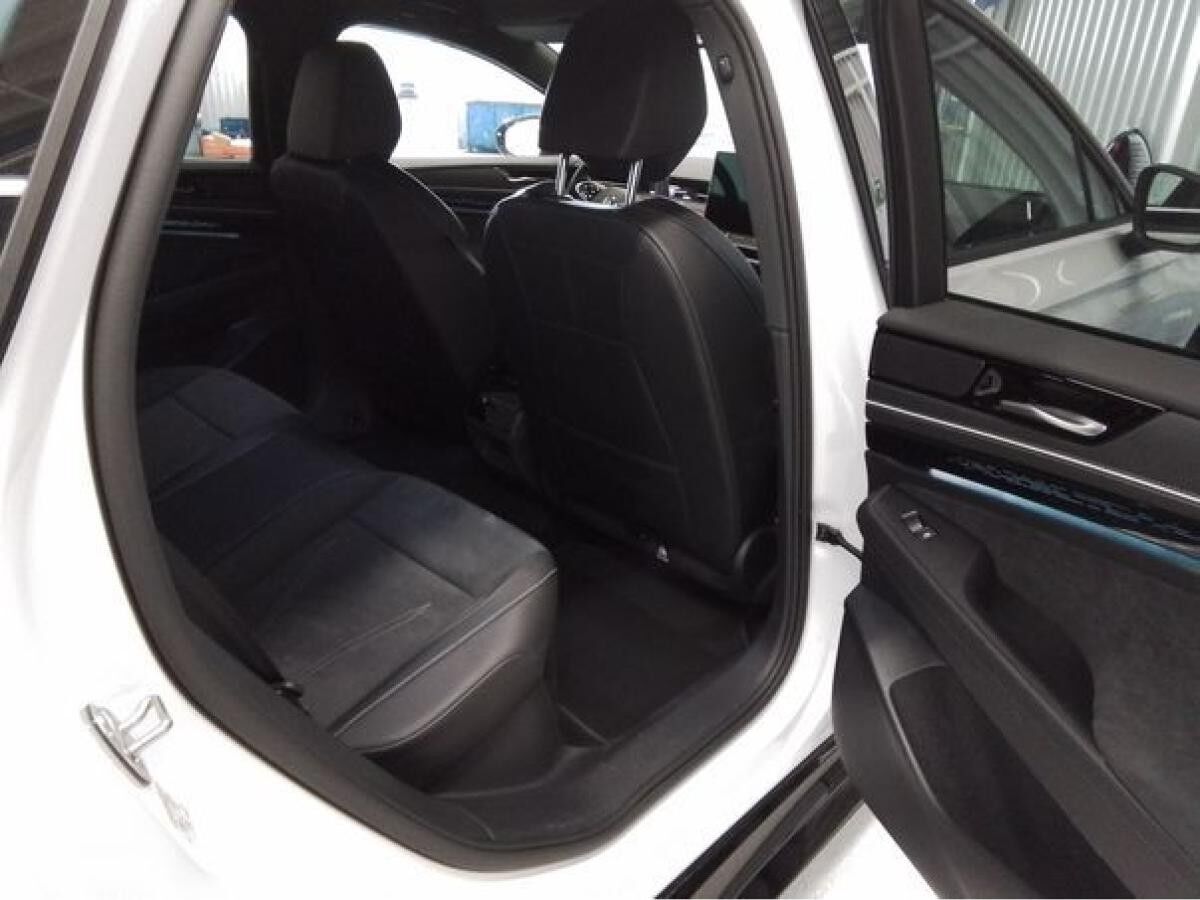 Volkswagen ID.7 Tourer Pro S - AHK Kamera inkl. Winterräder Volkswagen ID.7 Tourer Pro S - AHK Kamera inkl. Winterräder