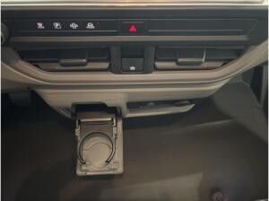 Volkswagen Transporter T7Kasten Plus (6Sitze/Heckflügel/AnhängerPaket) 2.0 l TDI 8-Gang-Automatikgetriebe KR