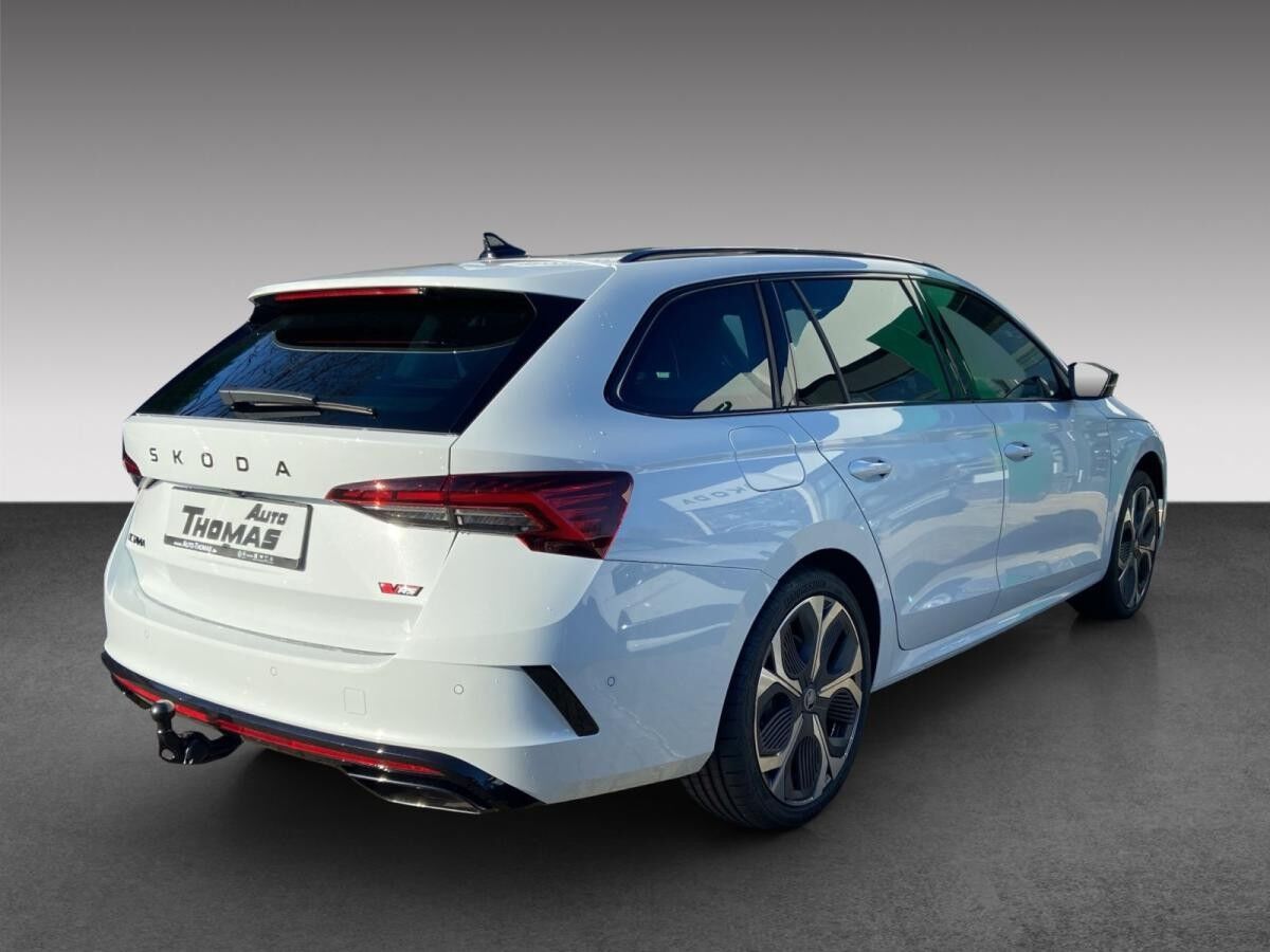 Skoda Octavia Combi RS 2.0 TSI DSG *PANO*SHZ*AHK*