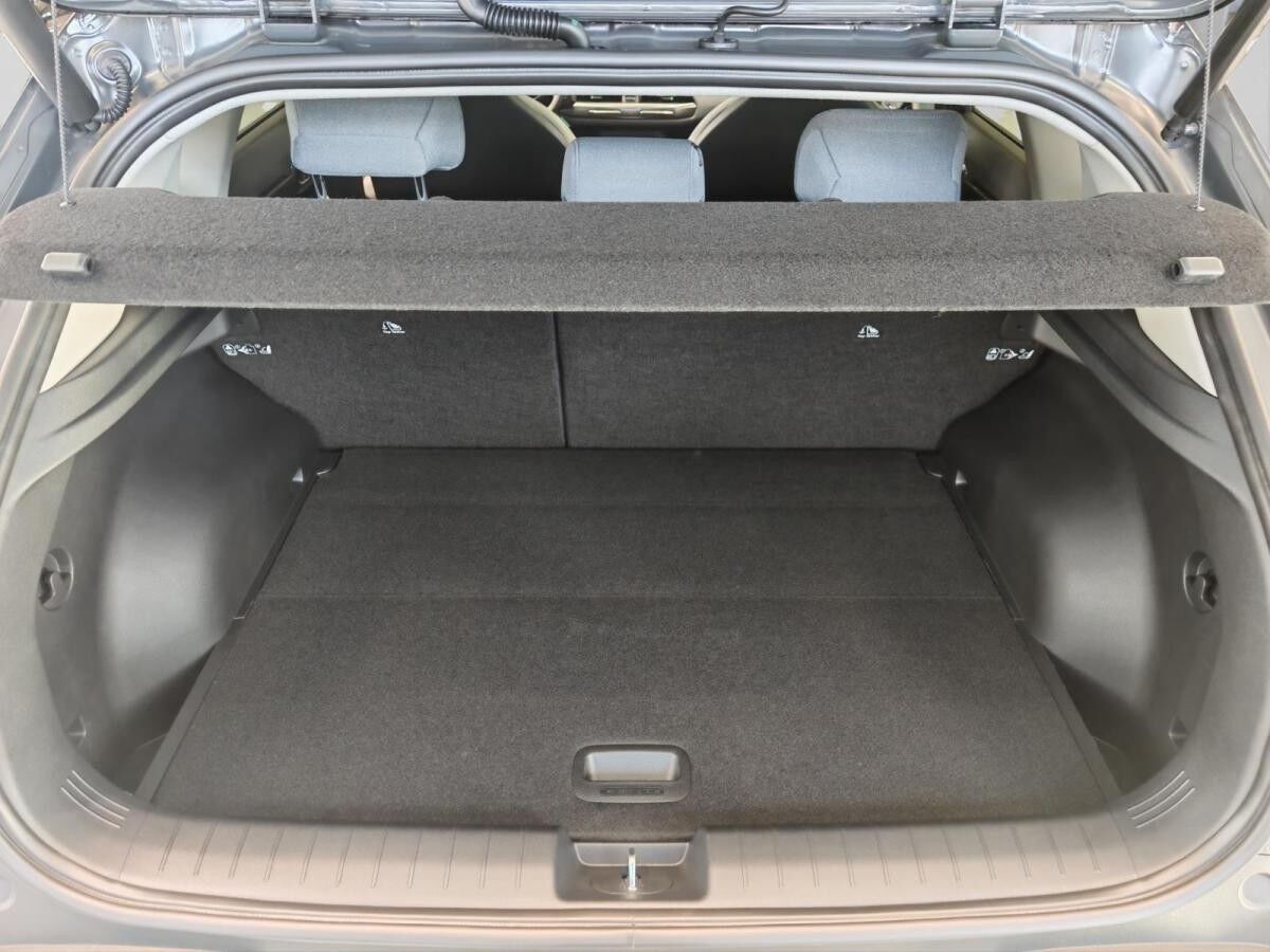 Kia EV4 Hatchback Earth 81,4kWh Wärmepumpe Technologie Upgrade