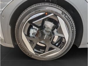 Kia EV4 Hatchback Earth 81,4kWh Wärmepumpe Technologie Upgrade