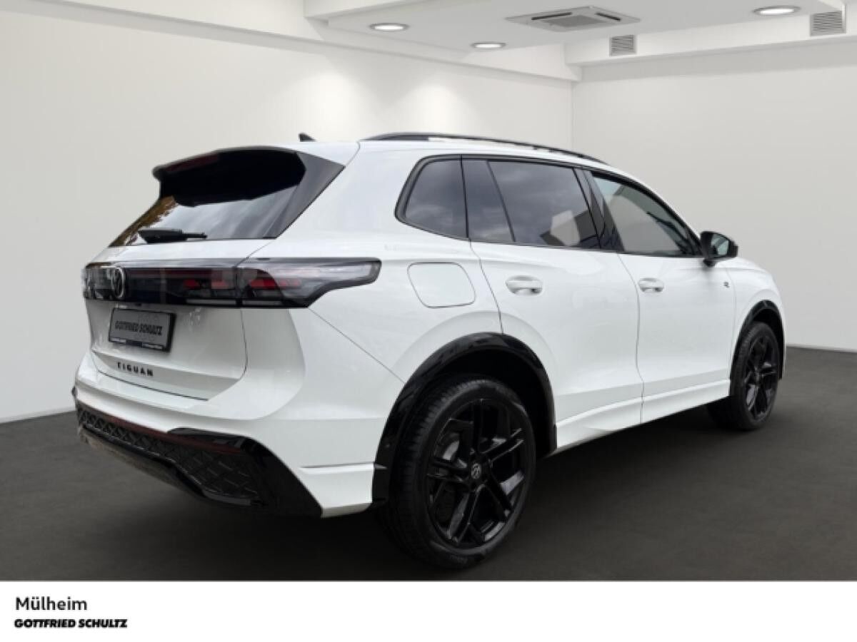 Volkswagen Tiguan R-Line eHybrid (Mülheim)