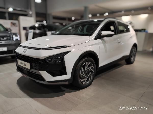 Hyundai BAYON FL (MY25) 1.0 T-GDI (100 PS) 7-DCT 2WD Trend, Bose Soundpaket, Komfortpaket