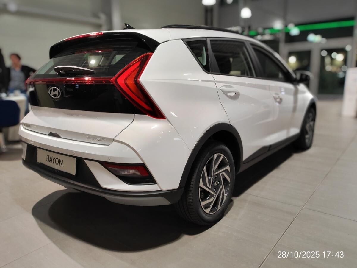 Hyundai BAYON FL (MY25) 1.0 T-GDI (100 PS) 7-DCT 2WD Trend, Bose Soundpaket, Komfortpaket