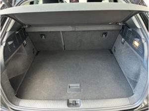 Audi Q2 35 TFSI S-tronic / MMI-Navi+, LED, RFK, ACC