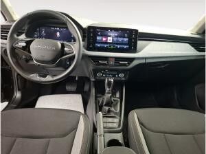 Skoda Kamiq 1.0 TSI Selection AHK LED ACC RFK CarPlay