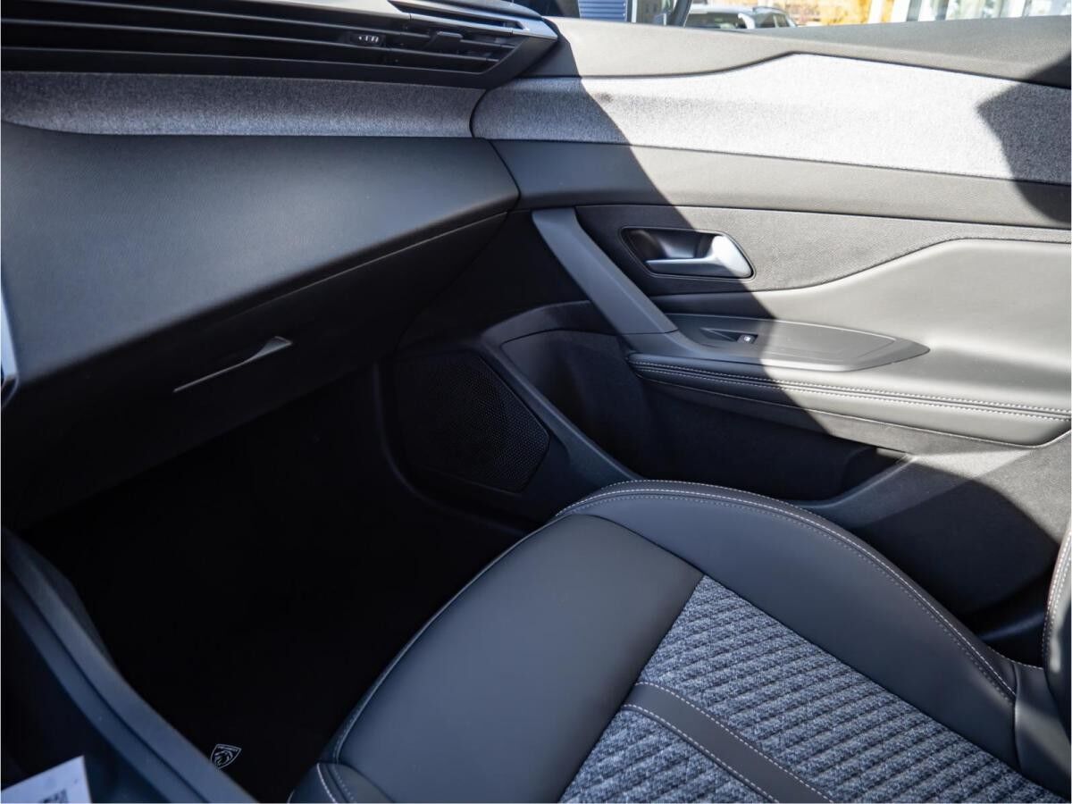 Peugeot 308 Allure 145 e-DSC6 *NEW*