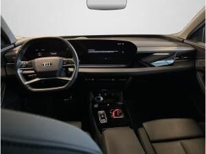 Audi Q6 e-tron quattro Audi Q6 e-tron quattro