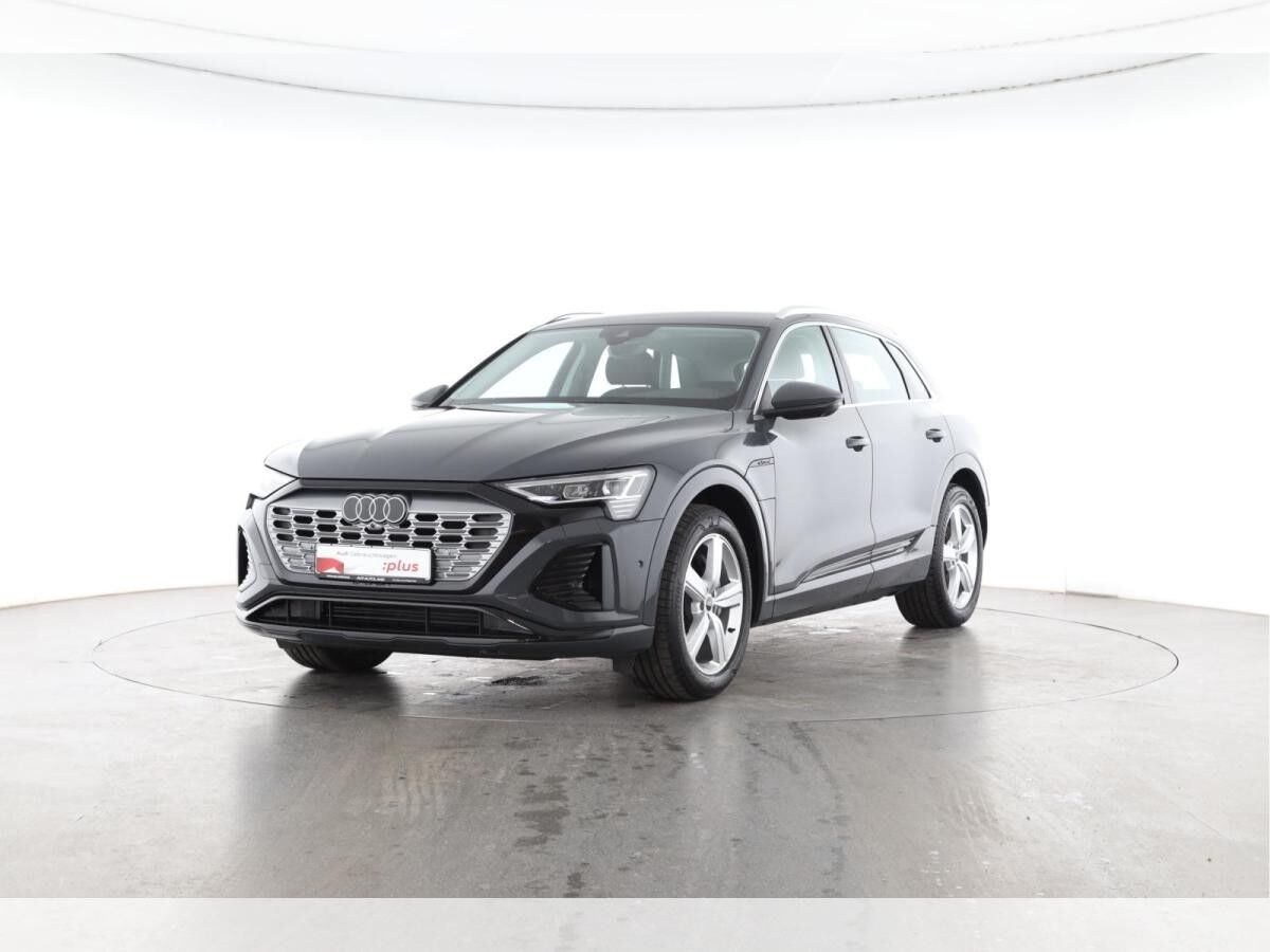 Audi Q8 e-tron 50 quattro S line