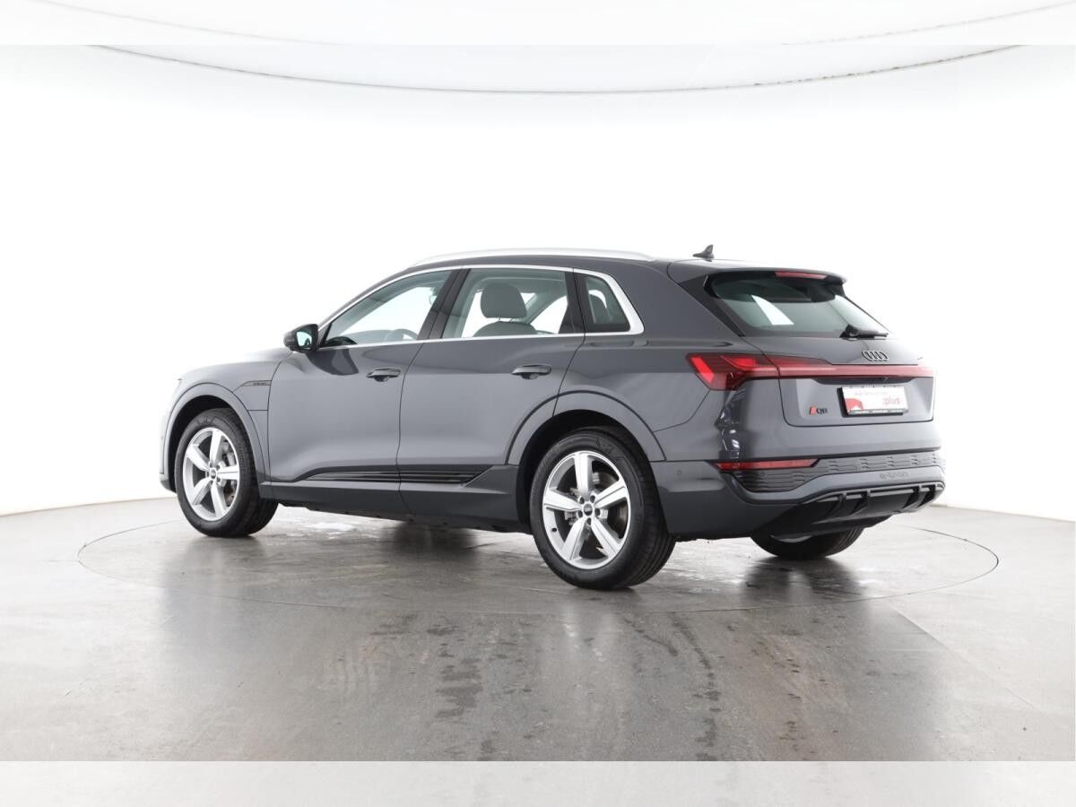 Audi Q8 e-tron 50 quattro S line