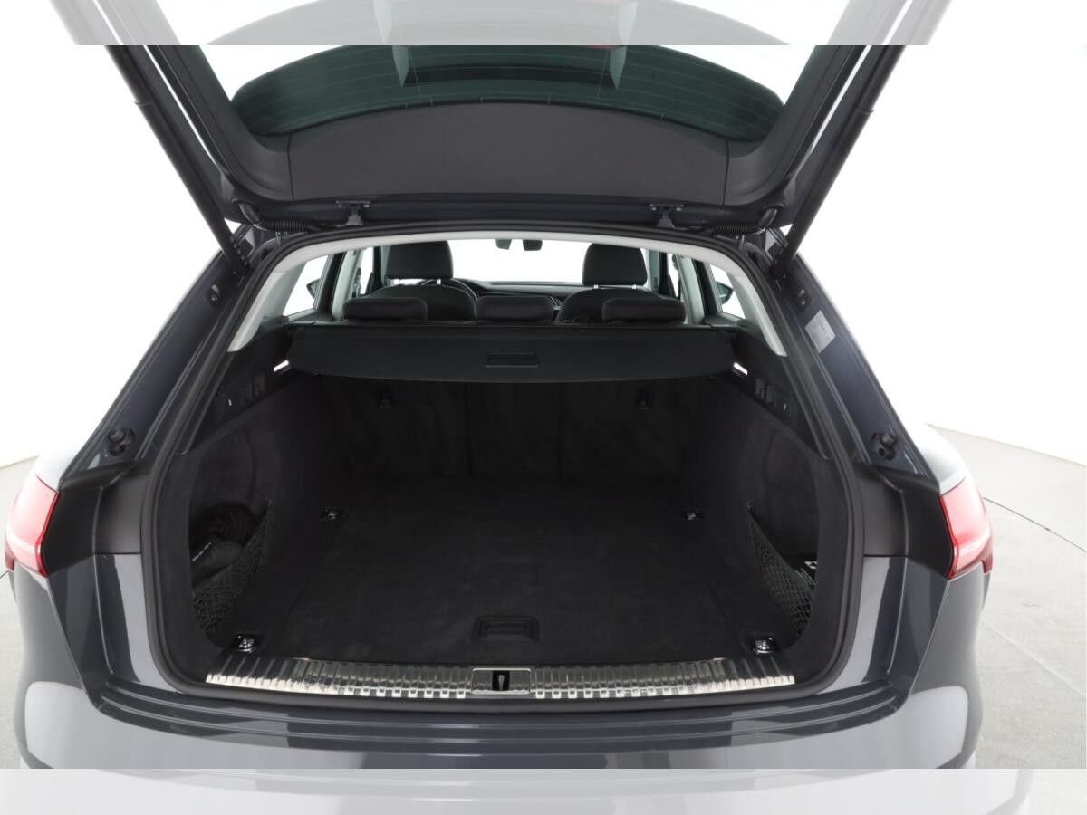 Audi Q8 e-tron 50 quattro S line