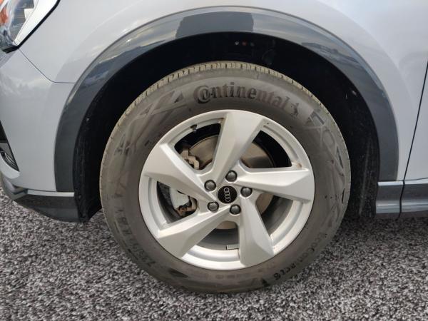 Audi Q3 35 TFSI S-tronic advanced AHK ACC SmartInterf