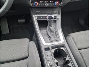 Audi Q3 35 TFSI NAVI+ LED 18  KAM. ACC advanced