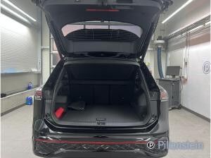 Volkswagen Tiguan TDI DSG R-LINE/BLACK AHK+MATRIX+KOMFORT+A