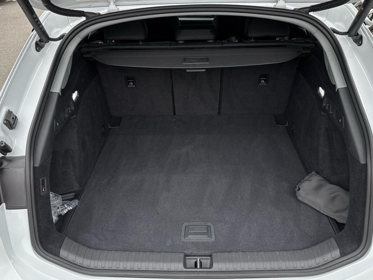 Audi A6 e-tron Avant performance MMI Matrix 360° Ka.