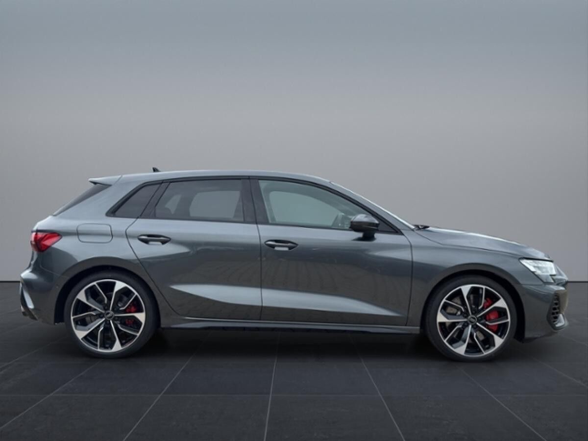 Audi S3 Sportback*Pano*Sonos*Matrix*S-interieur