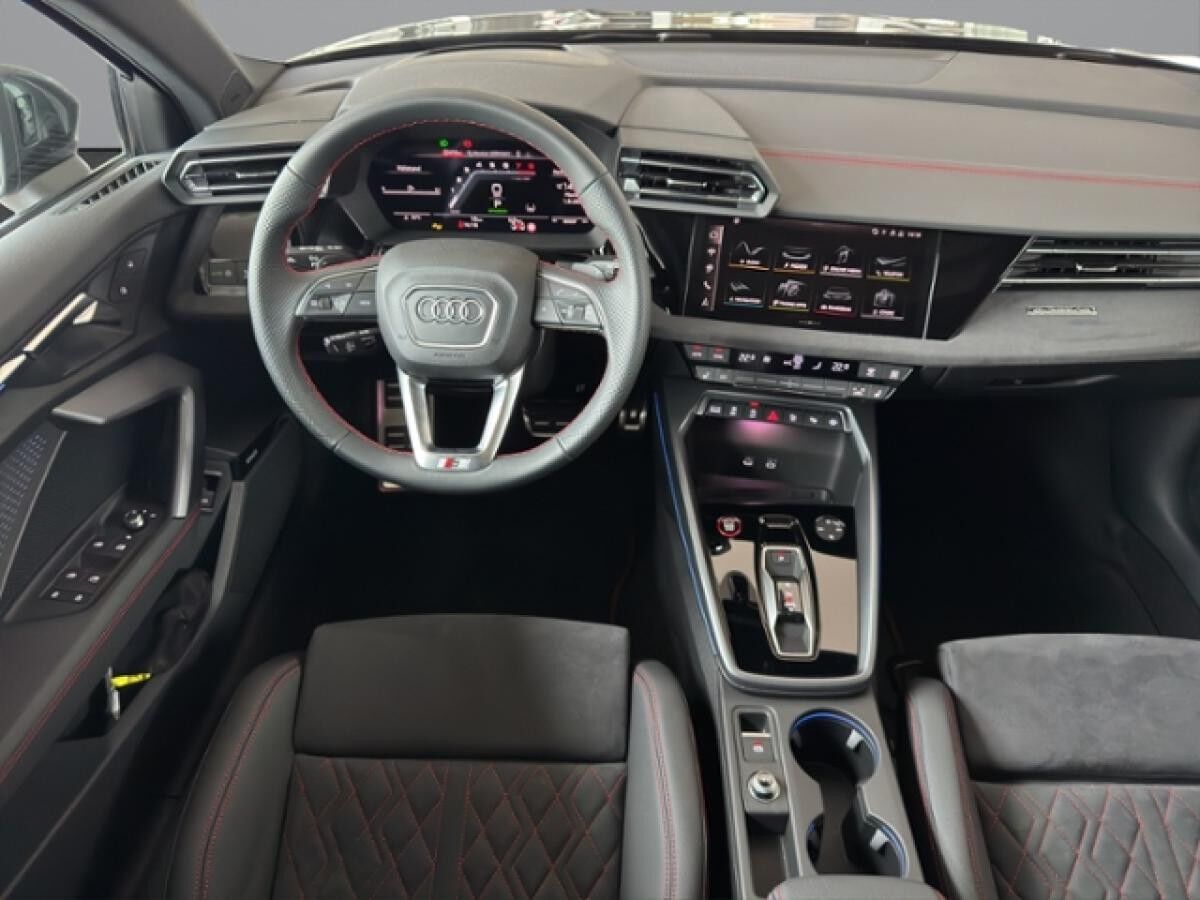 Audi S3 Sportback*Pano*Sonos*Matrix*S-interieur