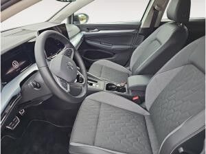 Volkswagen Golf VIII 1.5 eTSI W Goal ACC AUT Akustikglas