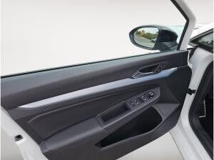 Volkswagen Golf VIII 1.5 eTSI W Goal ACC AUT Akustikglas