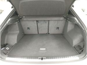 Audi Q3 35 TFSI S tronic S line LED AHK DAB Tempomat