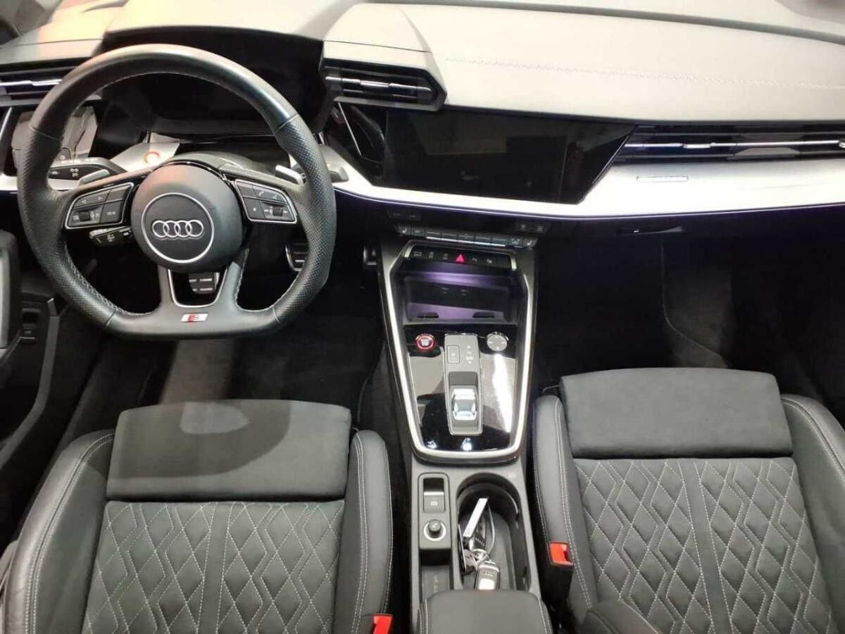 Audi S3 Lim. 2.0 TFSI qu. Matrix B&O Pano HuD Kamera
