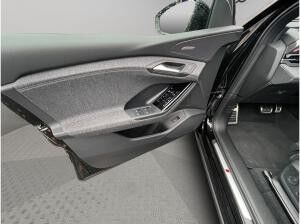 Audi Q6 e-tron perf. S line Matrix B&O Pano HuD 360° Audi Q6 e-tron perf. S line Matrix B&O Pano HuD 360°