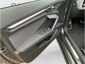 Audi A3 Sportback 40 TFSI quattro S line MATRIX AHK
