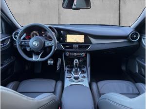 Alfa Romeo Giulia Veloce Q4 2.0 PDC+KAMERA+NAVI+CARPLAY+SHZ