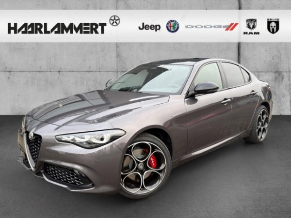 Alfa Romeo Giulia Veloce Q4 2.0 PANORAMA+PDC+KAMERA+CARPLAY