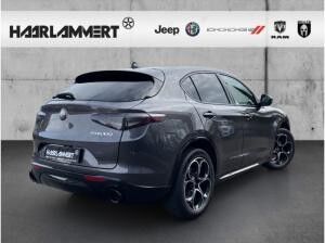 Alfa Romeo Stelvio Veloce Q4 2.0 PDC+KAMERA+NAVI+CARPLAY+SHZ